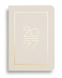 NAVUCKO Pocket Kalender 2027 in Mist – Softcover Kalender mit goldenem Rahmen und typografischem 2027 Design, DIN A6